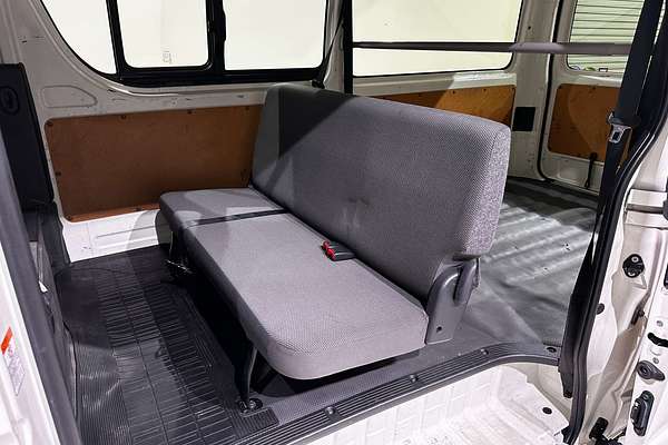 2016 Toyota Hiace TRH200V