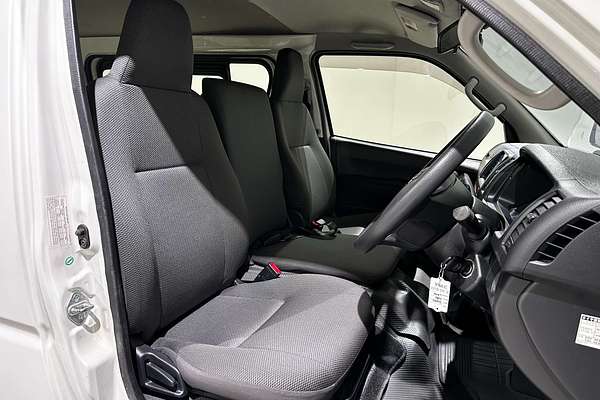 2016 Toyota Hiace TRH200V