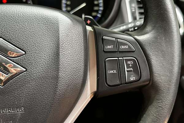2017 Suzuki S-Cross Turbo JY