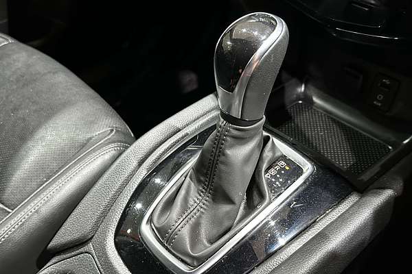 2020 Nissan X-TRAIL ST-L T32 Series II