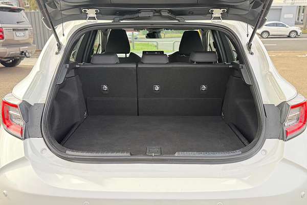 2022 Toyota Corolla Ascent Sport Hybrid ZWE211R