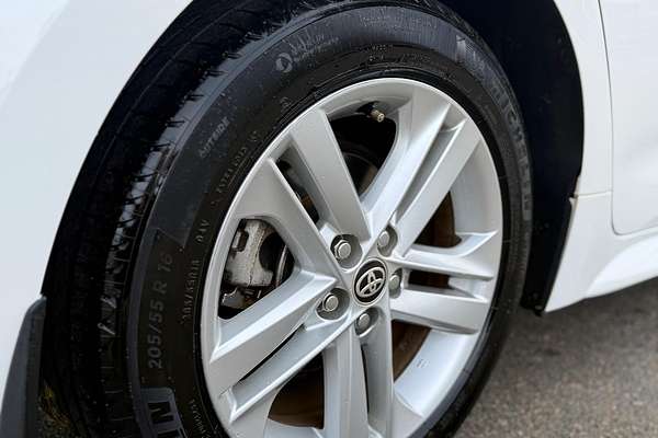2022 Toyota Corolla Ascent Sport Hybrid ZWE211R