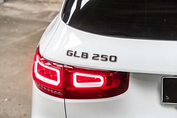 2024 Mercedes-Benz GLB-Class GLB250 X247