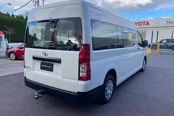 2019 Toyota Hiace Commuter GDH322R ELWB High Roof