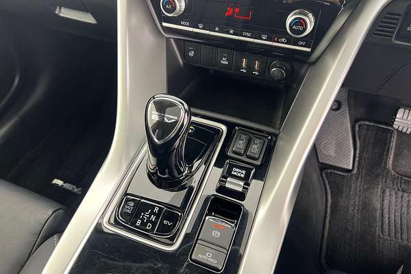 2023 Mitsubishi Eclipse Cross PHEV Exceed YB