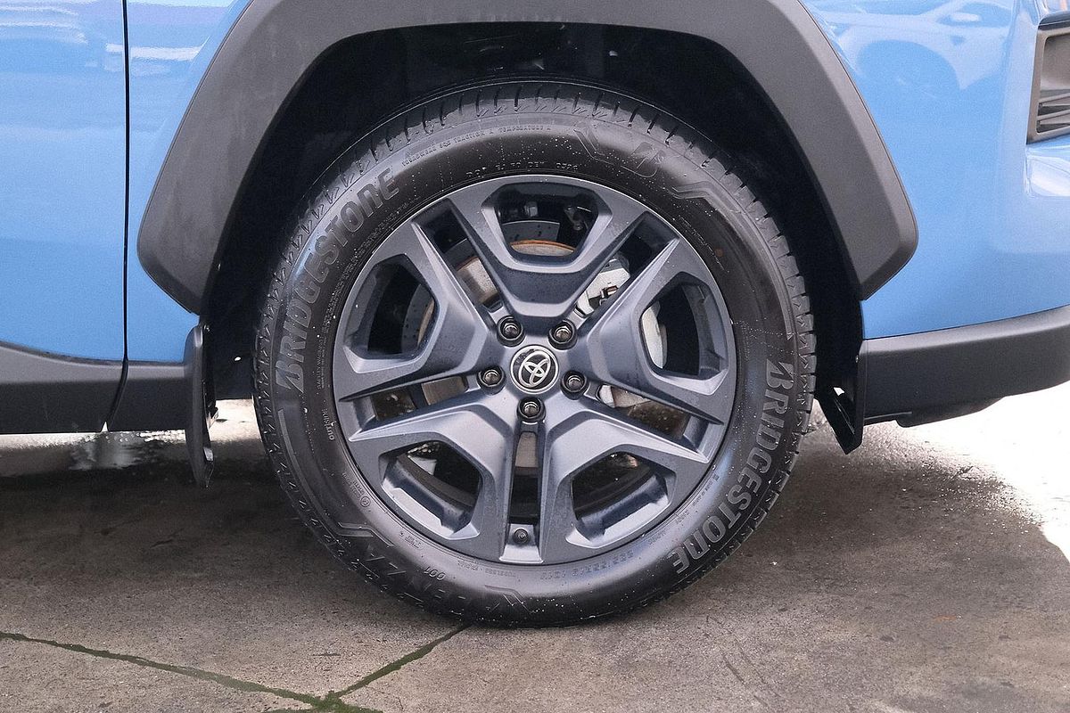 2024 Toyota RAV4 Edge AXAA54R