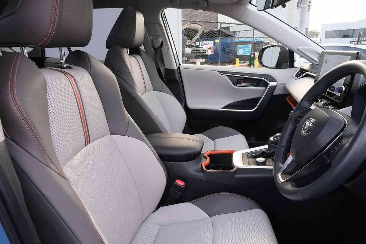 2024 Toyota RAV4 Edge AXAA54R