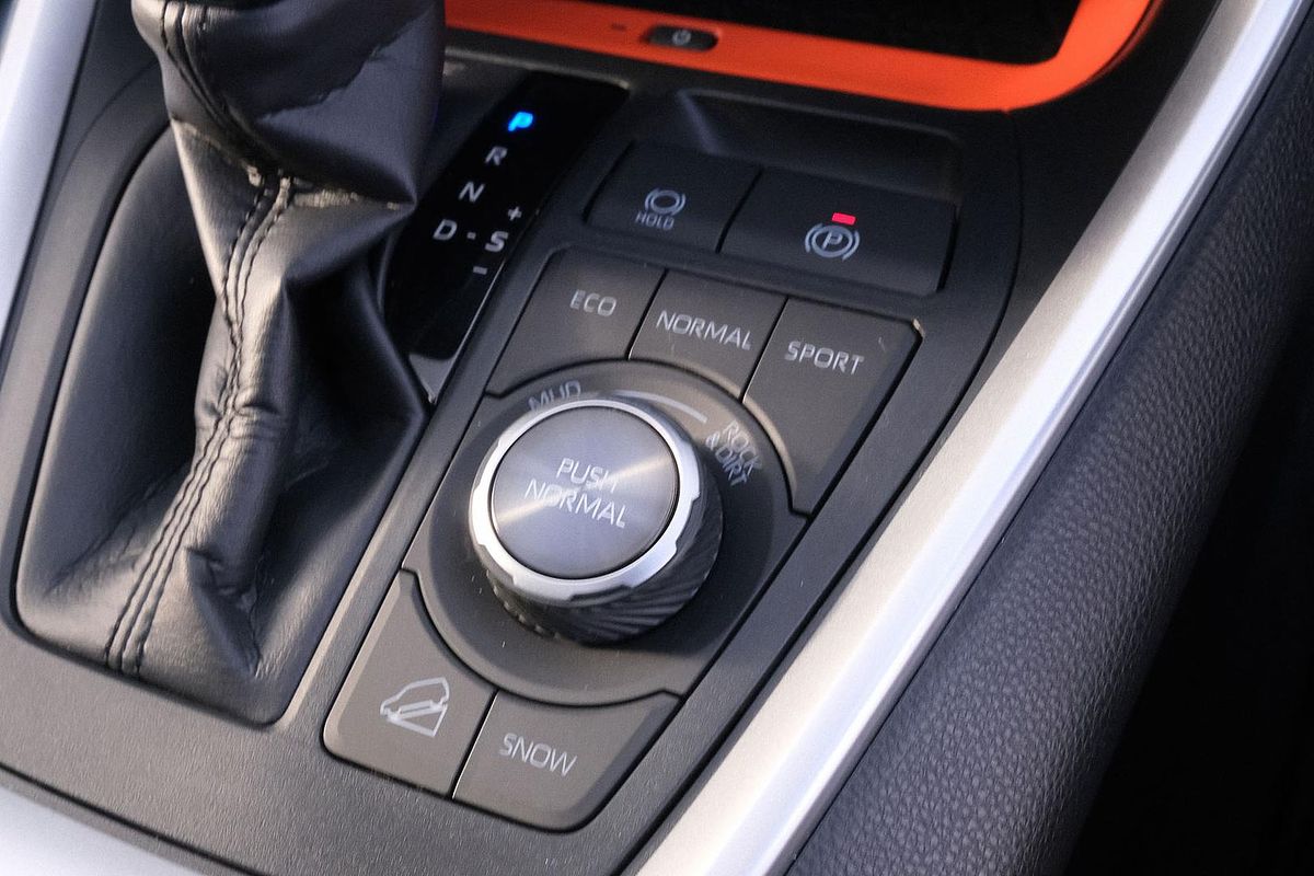 2024 Toyota RAV4 Edge AXAA54R