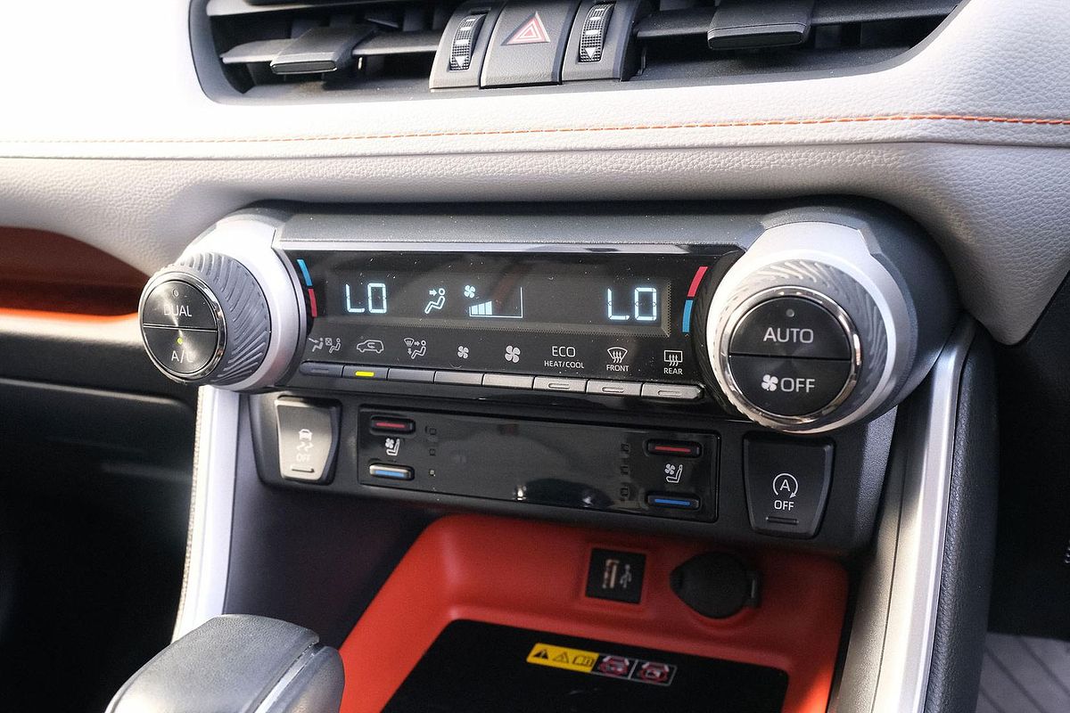 2024 Toyota RAV4 Edge AXAA54R