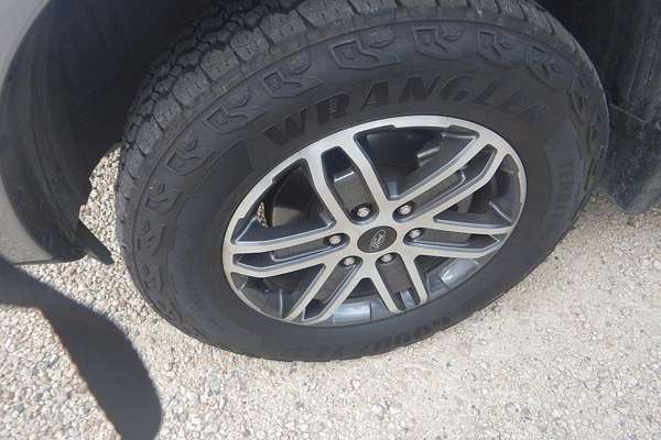 2023 Ford Everest Ambiente 2.0L