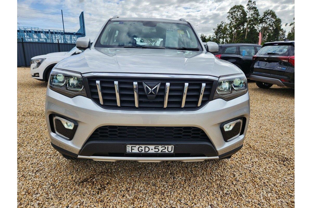 2023 Mahindra Scorpio Z8