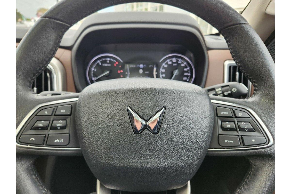 2023 Mahindra Scorpio Z8