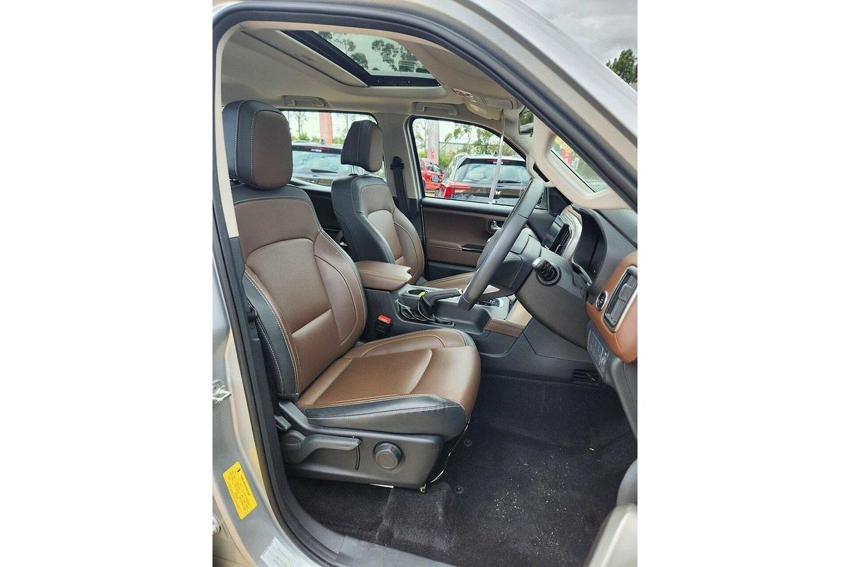 2023 Mahindra Scorpio Z8