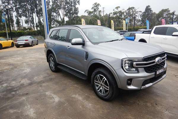 2024 Ford Everest Ambiente 2.0L