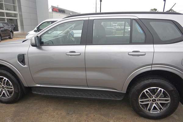 2024 Ford Everest Ambiente 2.0L