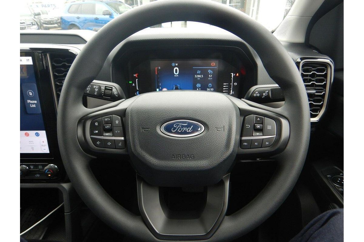 2024 Ford Everest Ambiente 2.0L