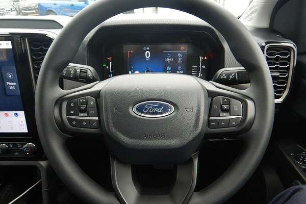 2024 Ford Everest Ambiente 2.0L