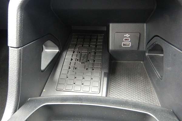 2024 Ford Everest Ambiente 2.0L