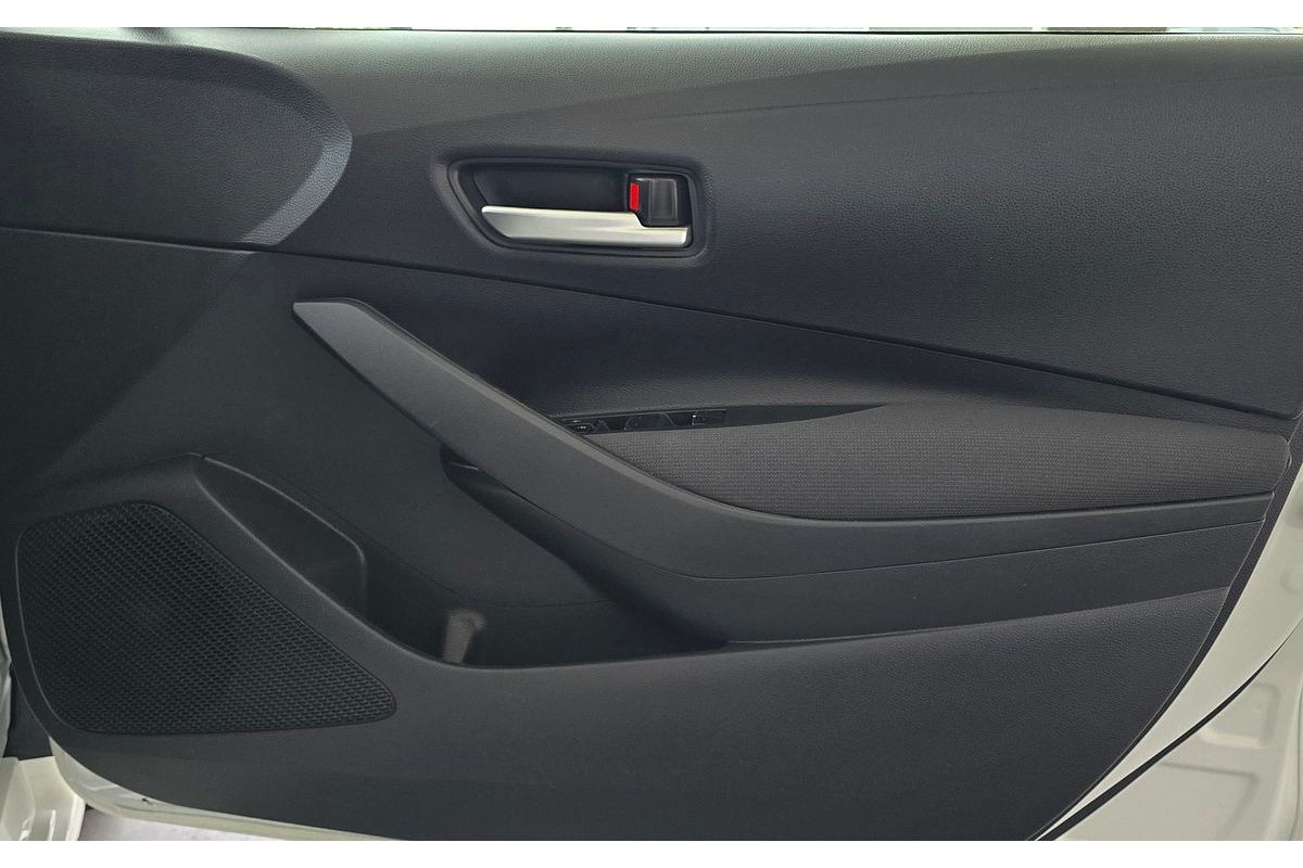 2020 Toyota Corolla SX Hybrid ZWE211R