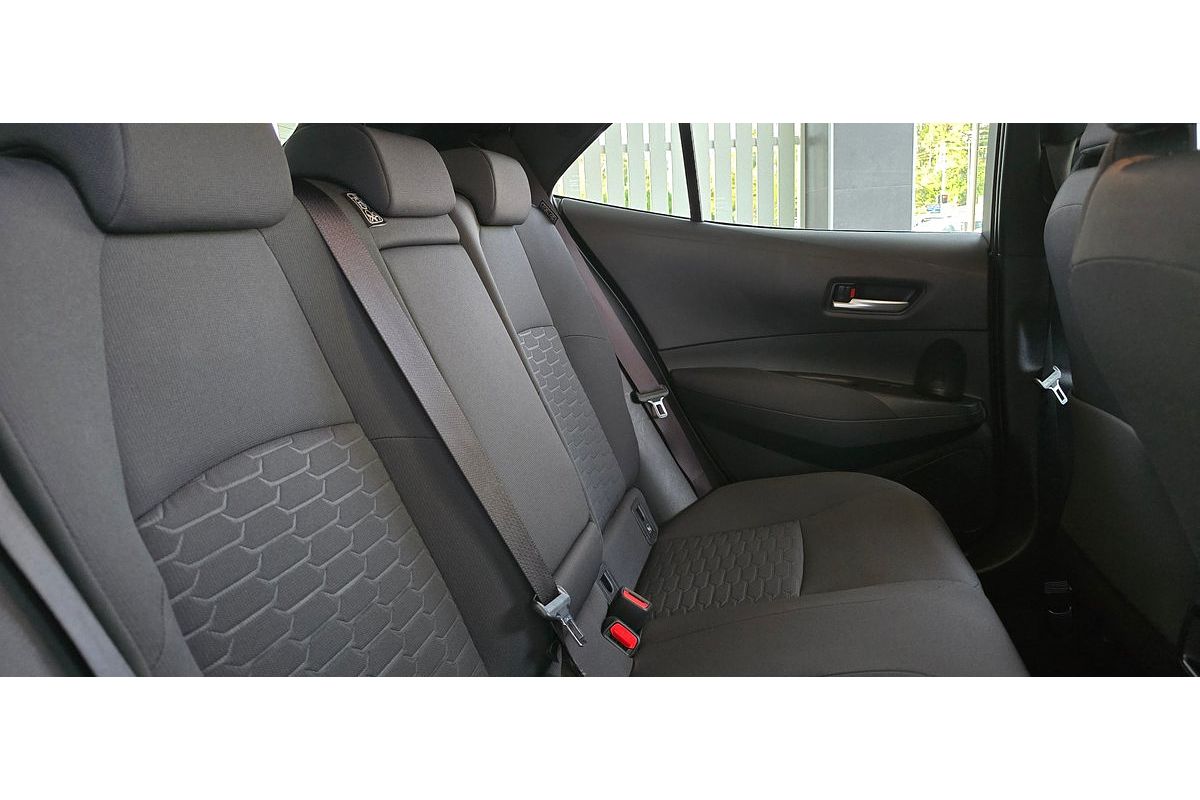 2020 Toyota Corolla SX Hybrid ZWE211R