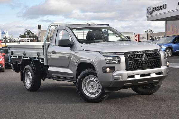 2025 Mitsubishi Triton GLX MV 4X4
