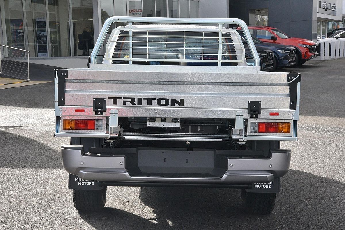 2025 Mitsubishi Triton GLX MV 4X4
