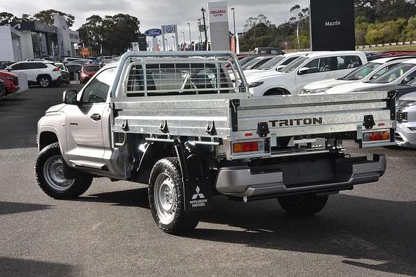 2025 Mitsubishi Triton GLX MV 4X4