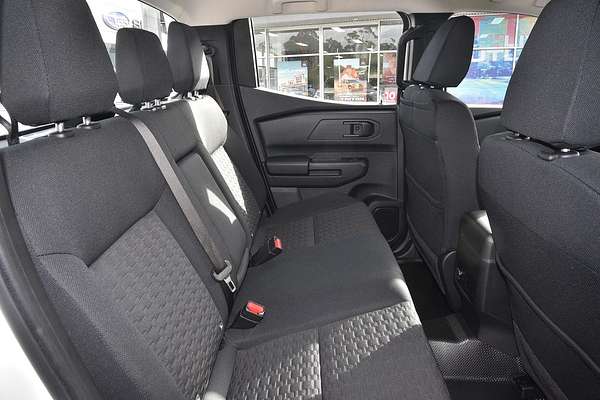 2025 Mitsubishi Triton GLX MV 4X4
