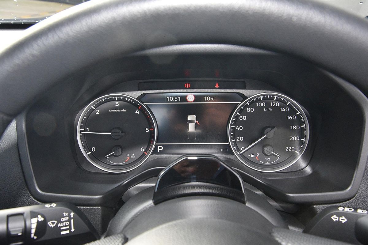 2025 Mitsubishi Triton GLX MV 4X4