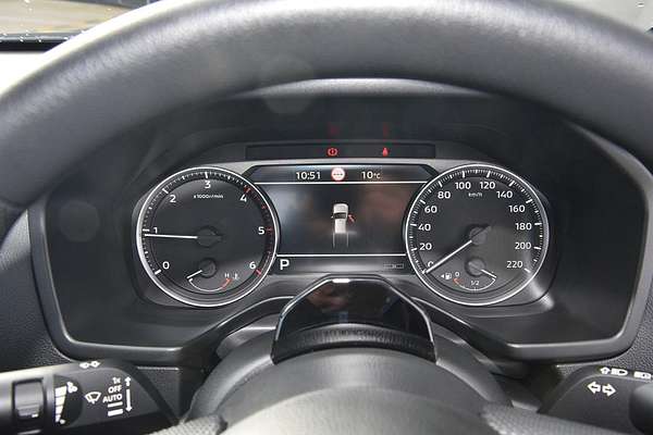2025 Mitsubishi Triton GLX MV 4X4