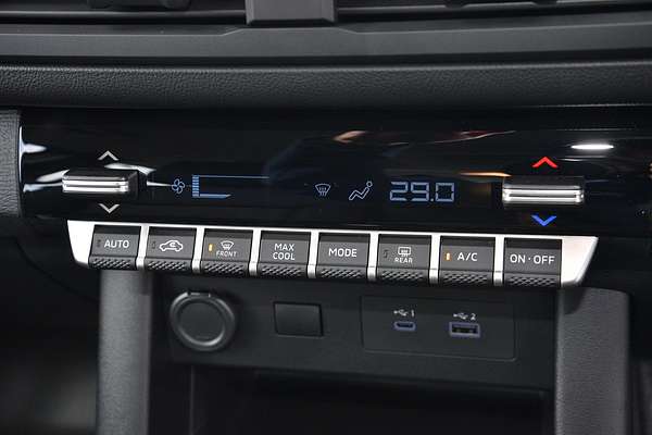 2025 Mitsubishi Triton GLX MV 4X4