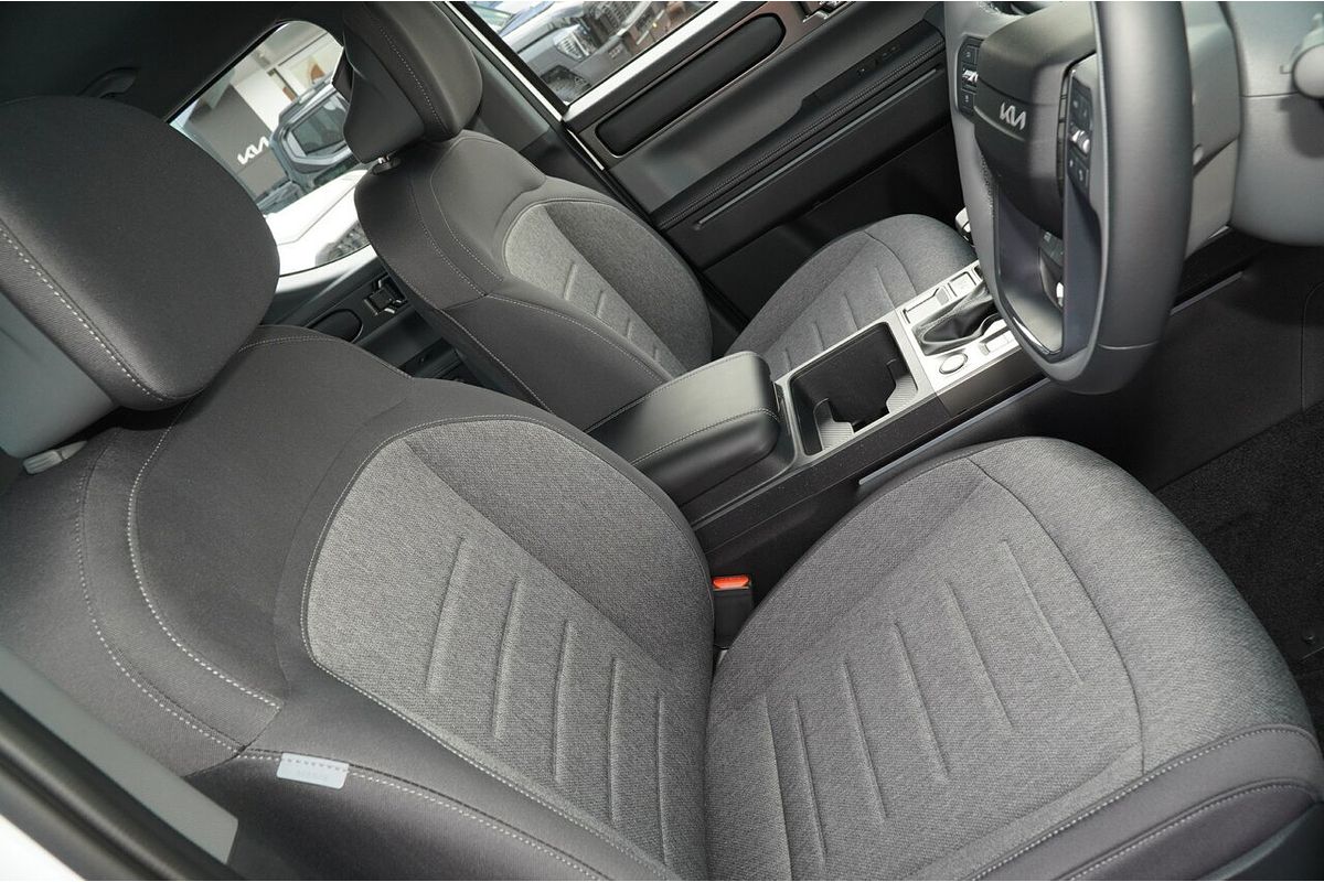 2025 Kia Tasman SX TK 4X4