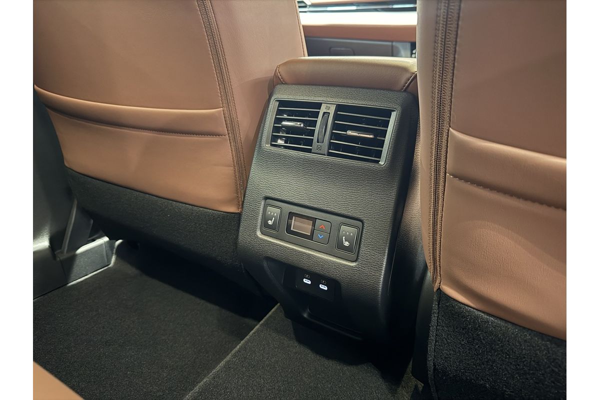 2025 Mitsubishi Outlander Exceed Tourer ZM