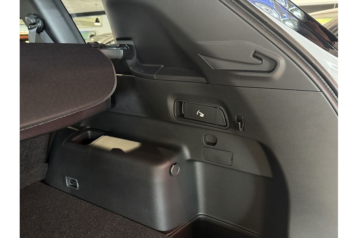 2025 Mitsubishi Outlander Exceed Tourer ZM