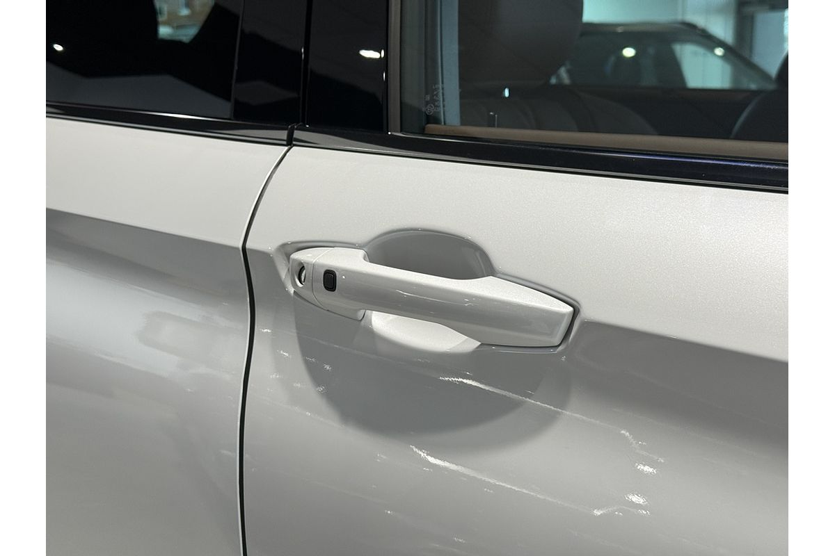 2025 Mitsubishi Outlander Exceed Tourer ZM