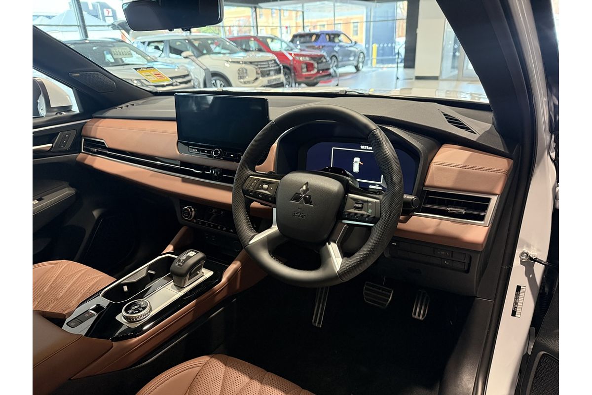 2025 Mitsubishi Outlander Exceed Tourer ZM