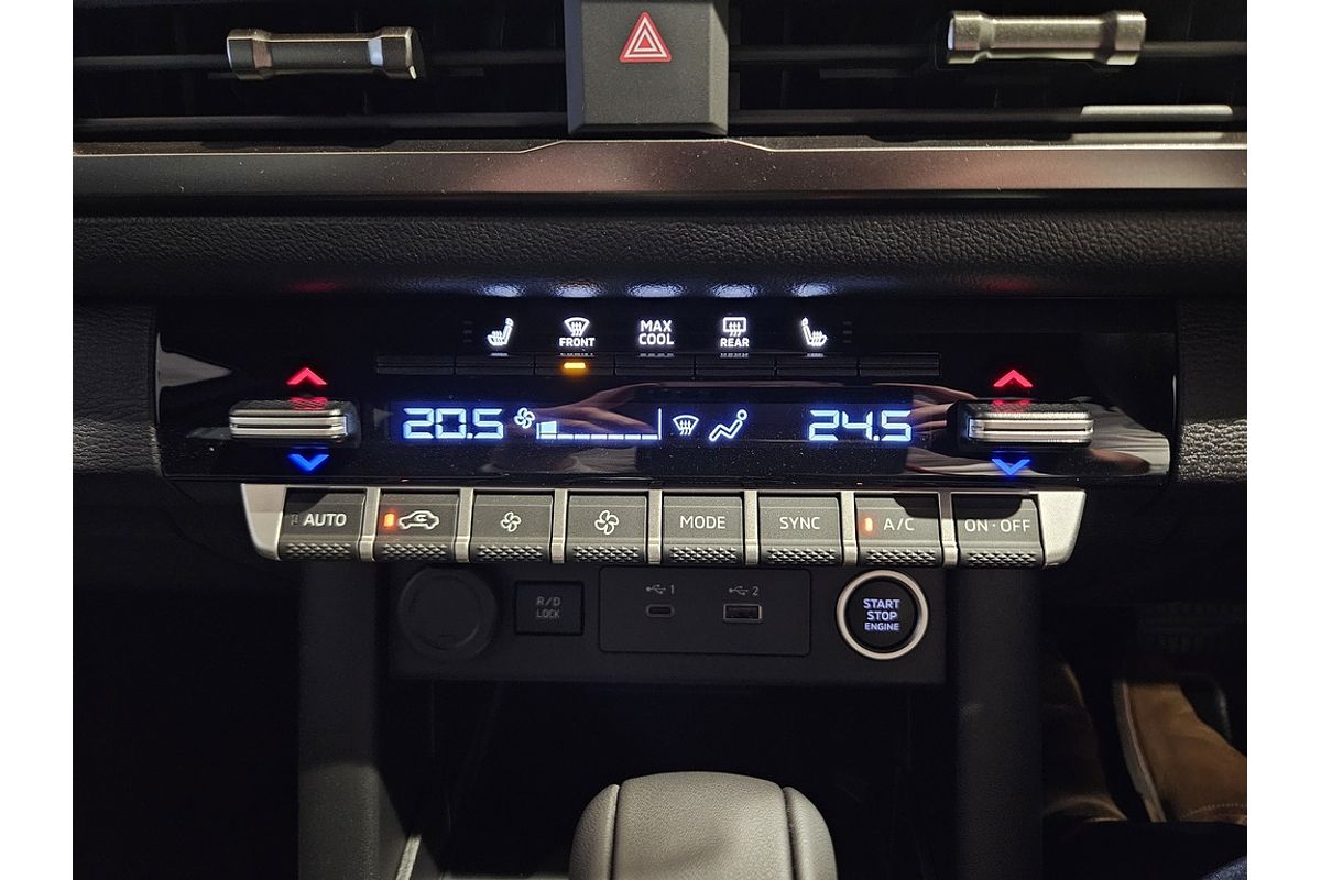 2025 Mitsubishi Triton GSR MV 4X4