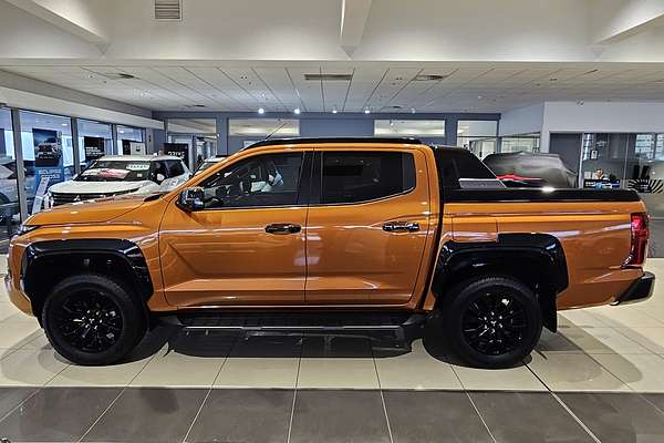 2025 Mitsubishi Triton GSR MV 4X4