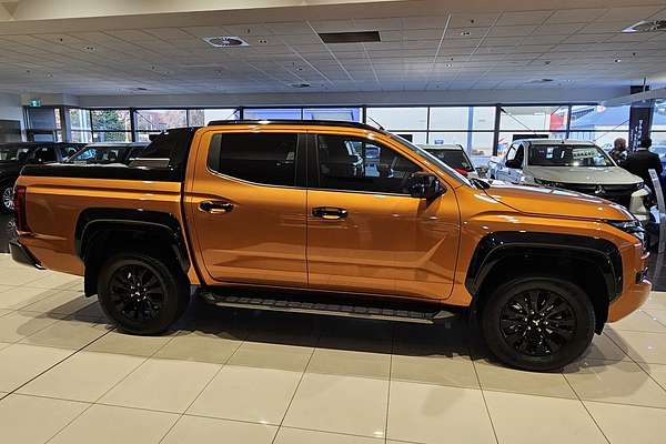 2025 Mitsubishi Triton GSR MV 4X4