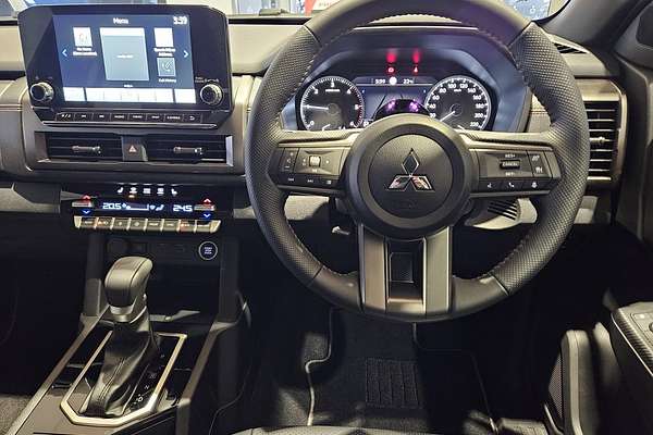 2025 Mitsubishi Triton GSR MV 4X4
