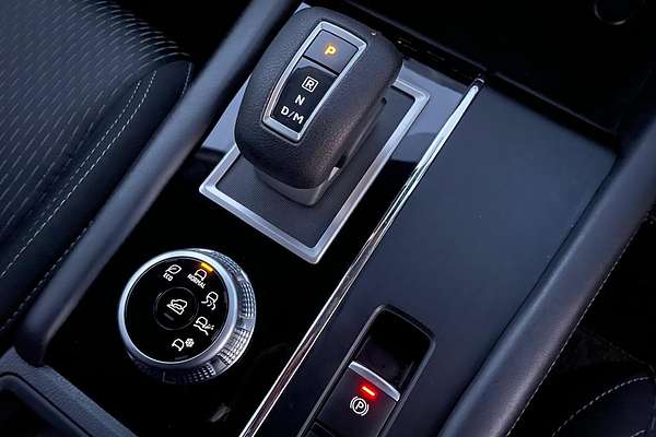 2024 Mitsubishi Outlander ES ZM