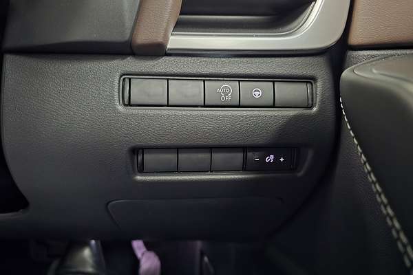 2025 Nissan QASHQAI Ti J12