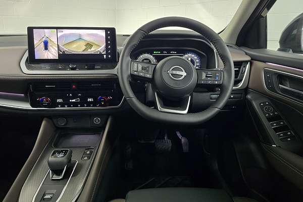 2025 Nissan QASHQAI Ti J12