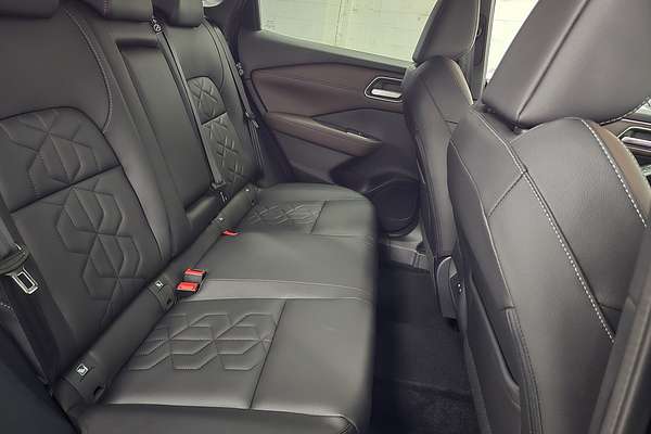 2025 Nissan QASHQAI Ti J12