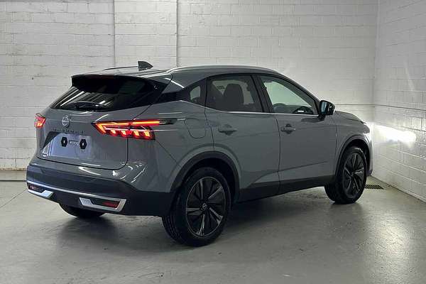 2025 Nissan QASHQAI Ti J12