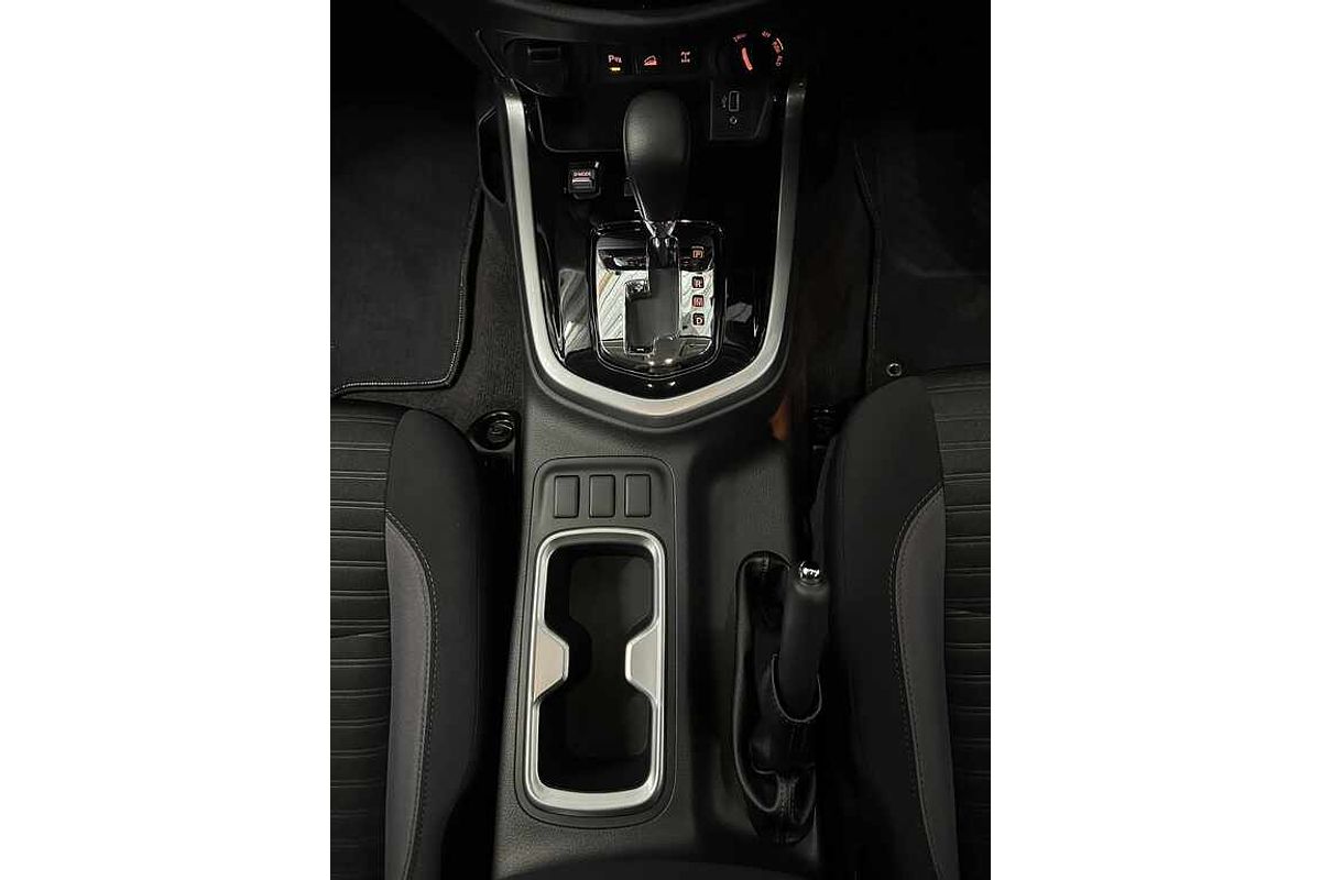 2024 Nissan Navara ST-X D23 4X4