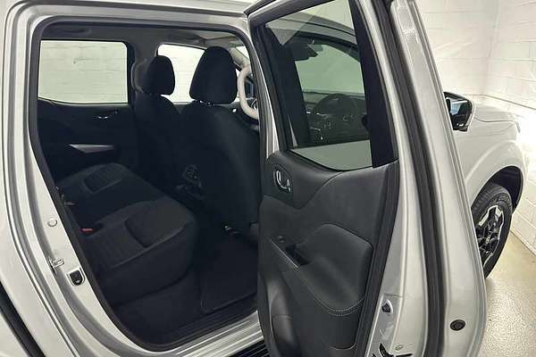 2024 Nissan Navara ST-X D23 4X4