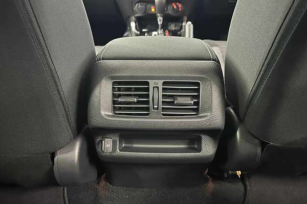 2024 Nissan Navara ST-X D23 4X4