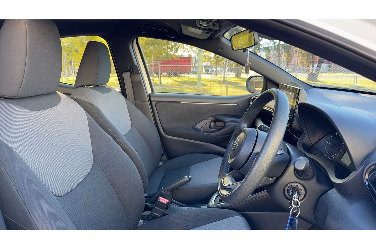 2024 Toyota Yaris Ascent Sport MXPA10R