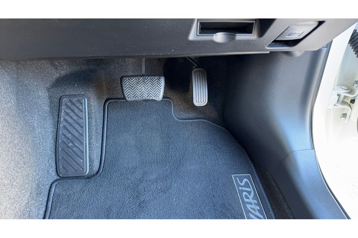 2024 Toyota Yaris Ascent Sport MXPA10R